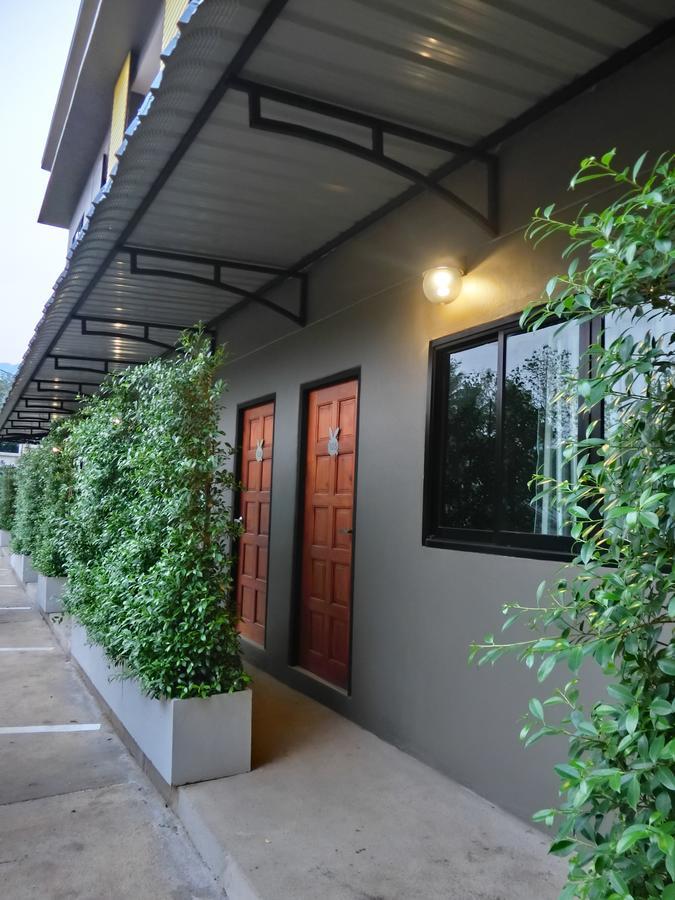 The Rabbit House Hotel Thong Pha Phum Exterior foto